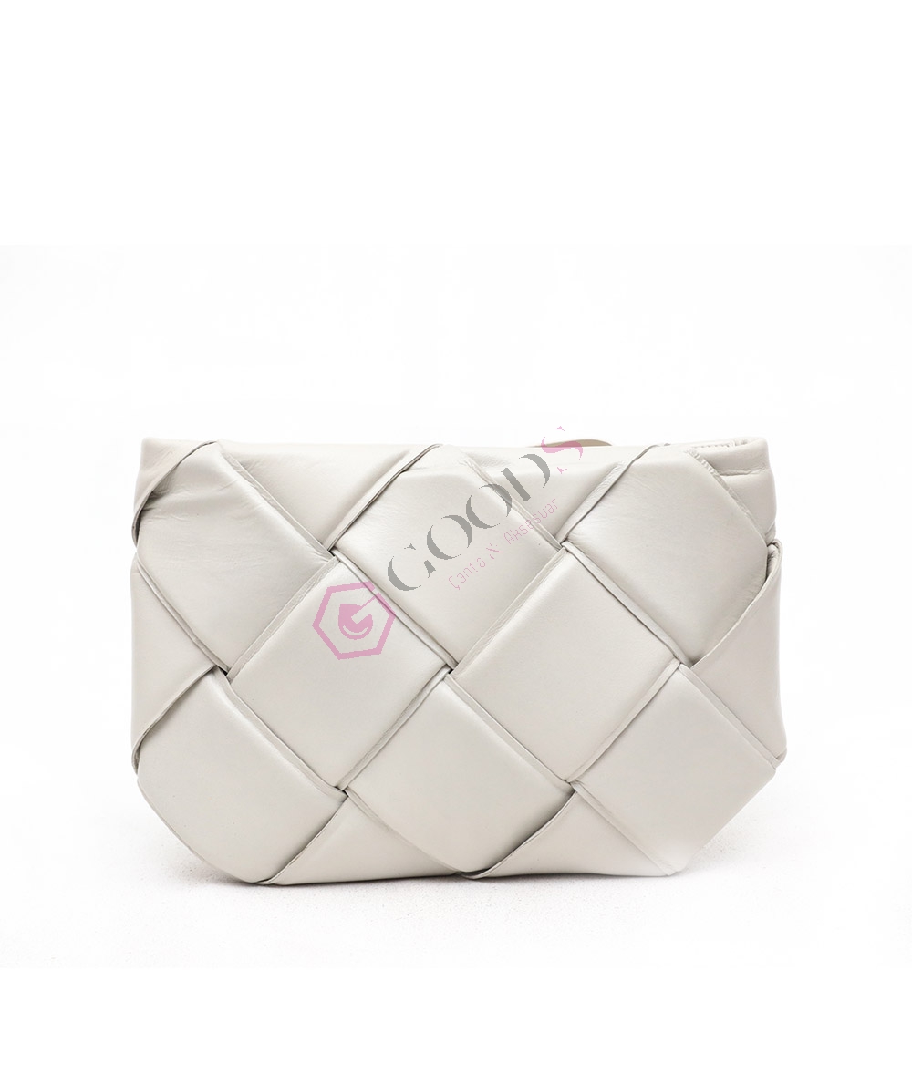 Padded clutch