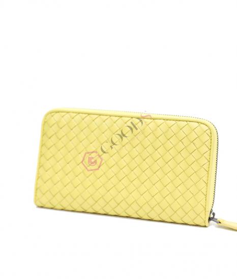 D Model Large Female Wallet