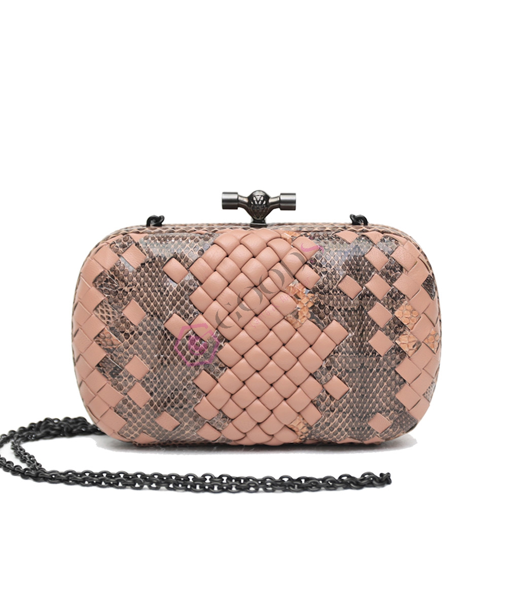 Snake Chain Knot clutch