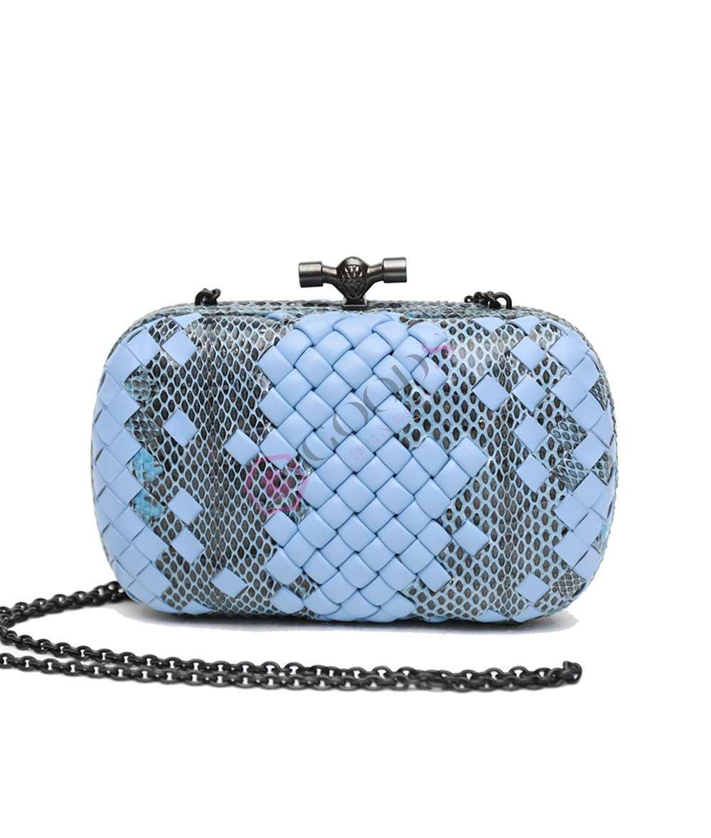 Snake Chain Knot clutch